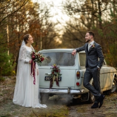 trouwvervoer Volvo Lotte  Beleef jullie dag in een klassieke Volvo