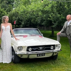 trouwvervoer R&R Trouwauto’s In stijl naar het ja-woord