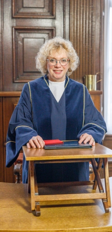 Trouwambtenaar Sprekend Gerda