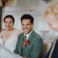 trouwambtenaar Sprekend Gerda Met hart, humor en liefde trouwen