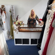  Bruidsbloementuin Trouwjurken en accessoires met gevoel