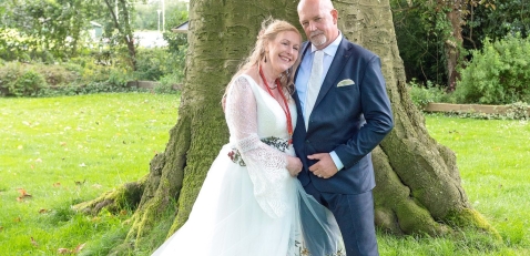 Trouwjurken Bruidsbloementuin