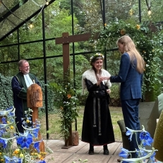 trouwambtenaar Arno Zwetsloot – De Gescheiden Trouwambtenaar Persoonlijke & unieke ceremonie