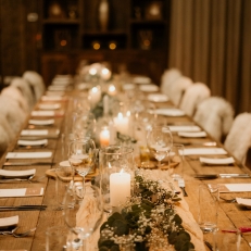 catering-partyverhuur Tafel beleving Tijdloze bruiloft styling