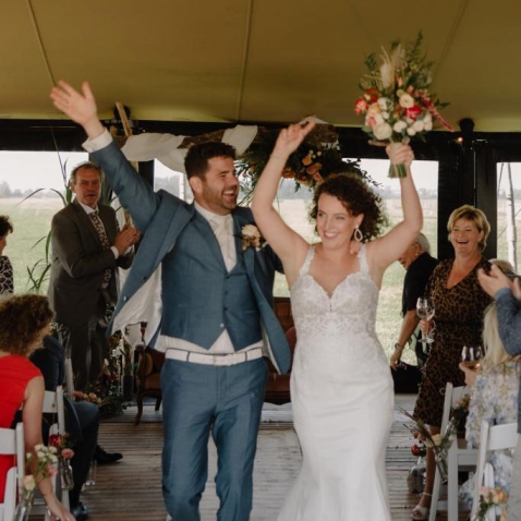 Trouwambtenaar Goedhart verbindt Liefde