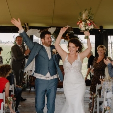 trouwambtenaar Goedhart verbindt Liefde Een ceremonie vol liefde en herinneringen