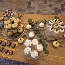 bruidstaart Boerderij Miedwei Jullie droombruidstaart, met liefde gemaakt