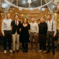 bruiloft-muziek zondermeer Jullie liefde verdient prachtige live muziek