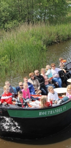 Trouwvervoer Trouwen in het Hart van Friesland Trouwvervoer Trouwen in het Hart van Friesland