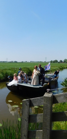 Trouwvervoer Trouwen in het Hart van Friesland Trouwvervoer Trouwen in het Hart van Friesland