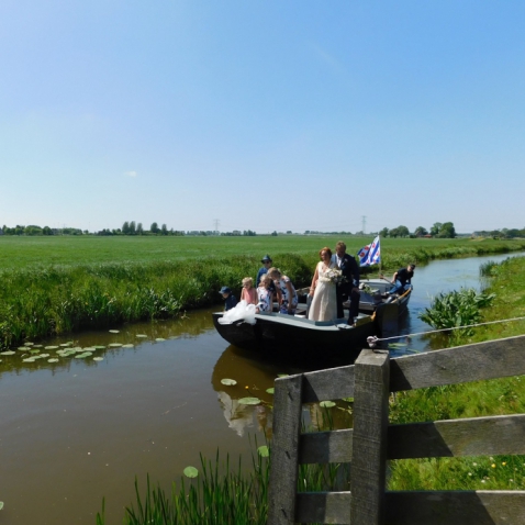 Trouwvervoer Trouwen in het Hart van Friesland Trouwvervoer Trouwen in het Hart van Friesland