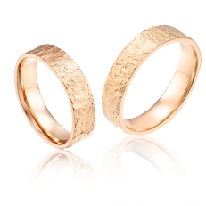 trouwringen Edelsmederij Verweij aparte trouwringen met de hand gemaakt