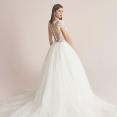 Trouwjurken Brides by Fem Trouwjurken Brides by Fem