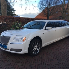 trouwvervoer All American Limousines  limousine verhuur, klassieke auto's en trouwauto verhuur