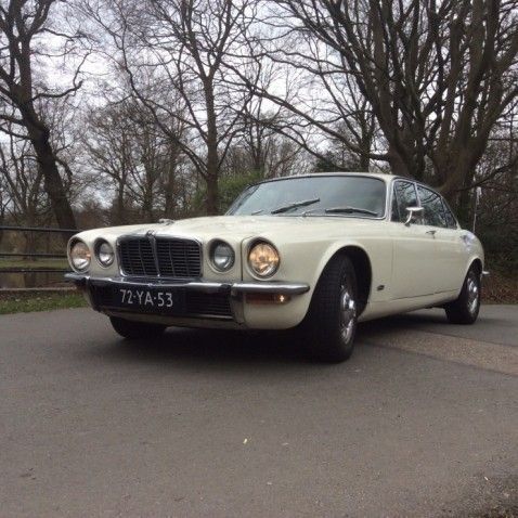 Oldtimer-verhuur Jag Tax Trouwauto's