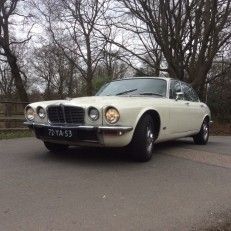 Oldtimer-verhuur Jag Tax Trouwauto's