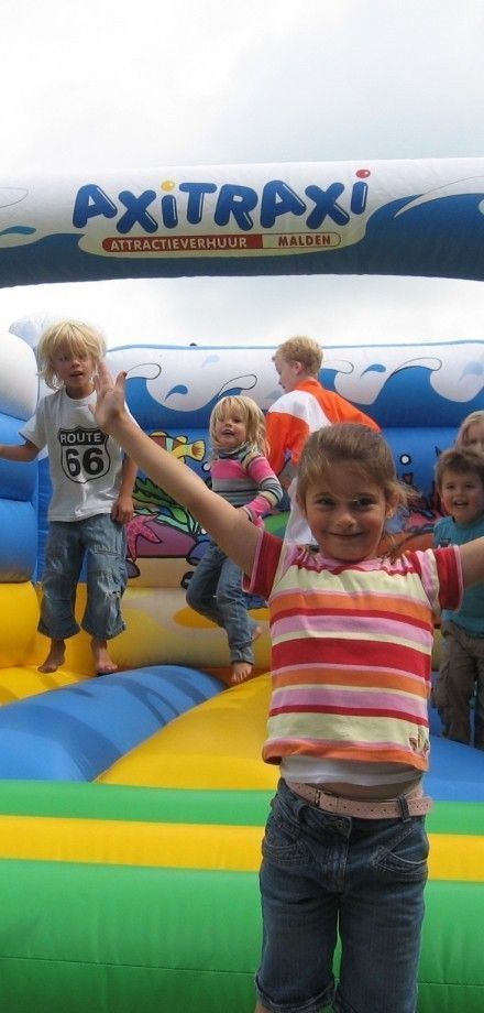 Catering-Partyverhuur Axitraxi Fun - Games - Events Catering-Partyverhuur Axitraxi Fun - Games - Events