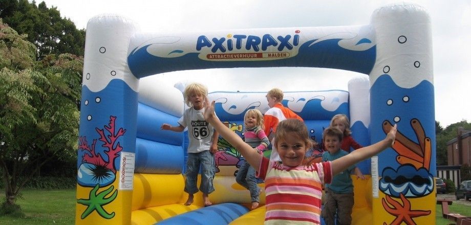 Catering-Partyverhuur Axitraxi Fun - Games - Events Catering-Partyverhuur Axitraxi Fun - Games - Events