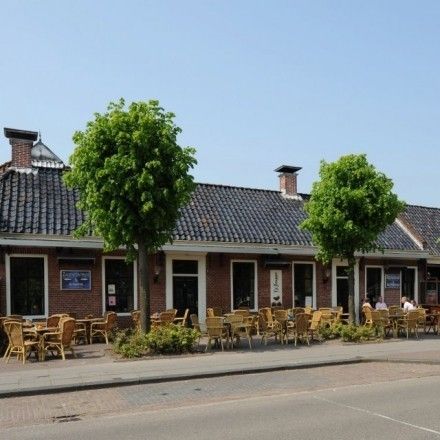 trouwlocaties De Pompstee in het 'hart' van het sfeervolle dorp Roden...
