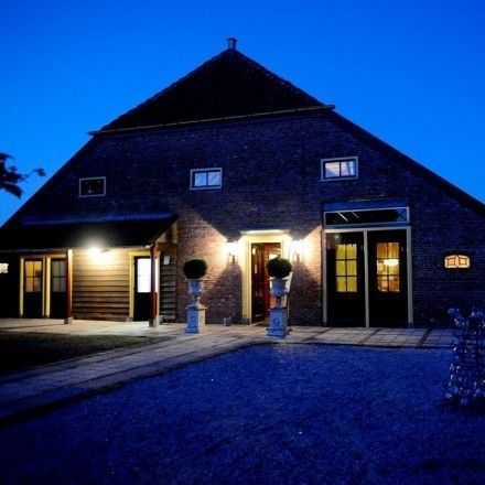 feestlocaties Rietland buiten trouwen in ons prachtige prieeltje