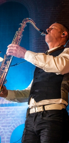 Bruiloft-muziek SKYFLY we are entertainment Bruiloft-muziek SKYFLY we are entertainment