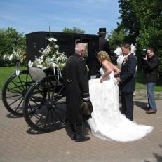 trouwvervoer Stalhouderij Biessum stijlvolle trouwkoetsen voor de mooiste dag van uw leven