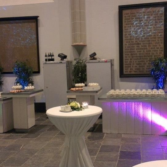 Catering-Partyverhuur Triade Party Rent Catering-Partyverhuur Triade Party Rent