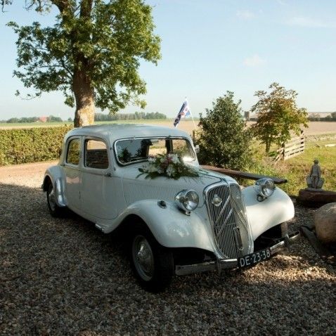 Oldtimer-verhuur Trouw in mijn Citroën