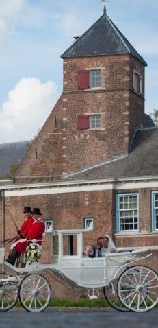 Trouwvervoer Stalhouderij Hans Joosen Trouwvervoer Stalhouderij Hans Joosen