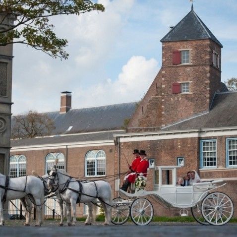 Trouwvervoer Stalhouderij Hans Joosen Trouwvervoer Stalhouderij Hans Joosen