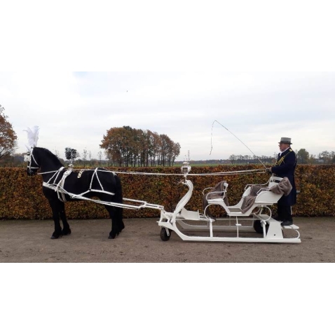 Trouwvervoer Stalhouderij Hazeleger Trouwvervoer Stalhouderij Hazeleger