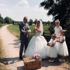  Witte Duiven Verhuur Olthof een symbolische afsluiting voor elke gelegenheid