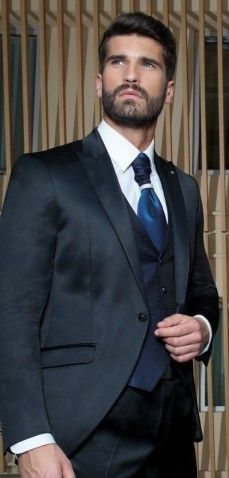 Trouwpakken Black tie Gelegenheidskleding Trouwpakken Black tie Gelegenheidskleding