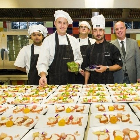 Catering-Partyverhuur s'Amuse Cateraar 