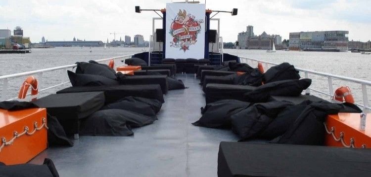 Vrijgezellenfeest Boot10.nl Amsterdam