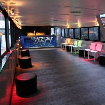 Feestzaal Boot10.nl Rotterdam - Leiden Feestzaal Boot10.nl Rotterdam - Leiden