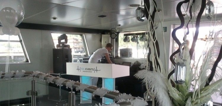 25-jaar-huwelijk Boot10.nl Rotterdam - Leiden 25-jaar-huwelijk Boot10.nl Rotterdam - Leiden