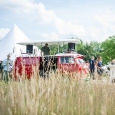 Bruiloft-muziek DJ Big Blender | Bruiloft DJ | Drive In Show | Ervaren & Allround Bruiloft-muziek DJ Big Blender | Bruiloft DJ | Drive In Show | Ervaren & Allround