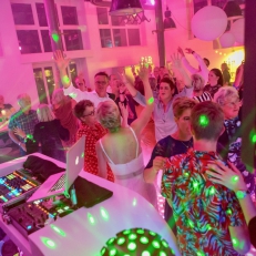 bruiloft-muziek DJ Big Blender | Bruiloft DJ | Drive In Show | Ervaren & Allround DJ voor een geslaagd feest