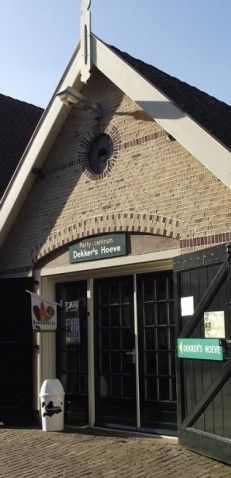 Feestlocaties Partycentrum Dekker's Hoeve Feestlocaties Partycentrum Dekker's Hoeve