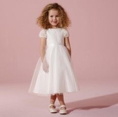Kinderbruidskleding Bruidsboetiek Lovely Lady Kinderbruidskleding Bruidsboetiek Lovely Lady