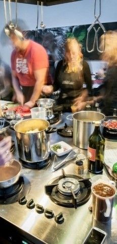 Vrijgezellenfeest Lokaal 55 / De Kookstudio Vrijgezellenfeest Lokaal 55 / De Kookstudio