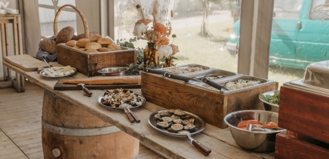 Catering-Partyverhuur De Burning Baarch Catering-Partyverhuur De Burning Baarch