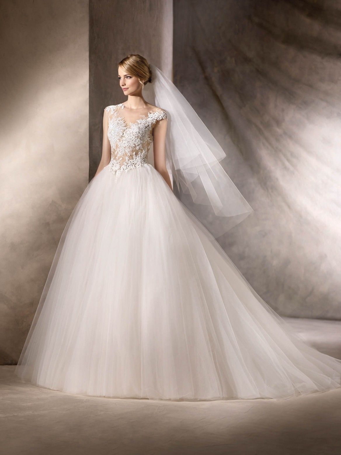 trouwen in een jurk van La Sposa