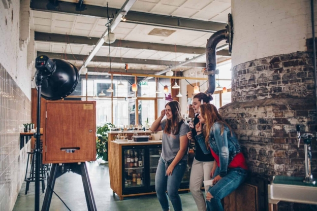 Fotohuisjehuren.nl Het perfecte photobooth op jouw bruiloft