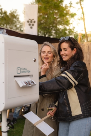 Fotopaaltje photobooth huren al vanaf € 300,-