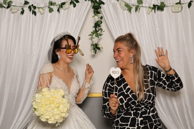 Photobooths Nederland Photobooth bruiloft huren | Plezier & herinneringen