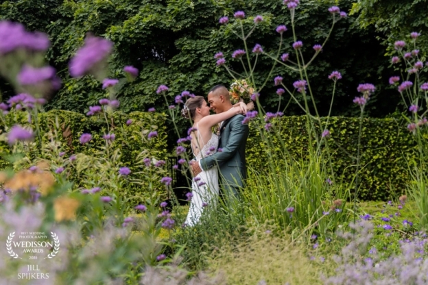 Photos by Jill Tijdloze trouwfoto’s vol emotie en echtheid