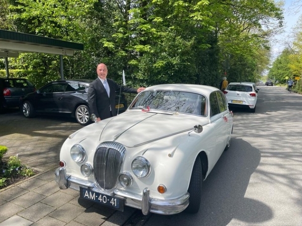 R&R Trouwauto’s In stijl naar het ja-woord