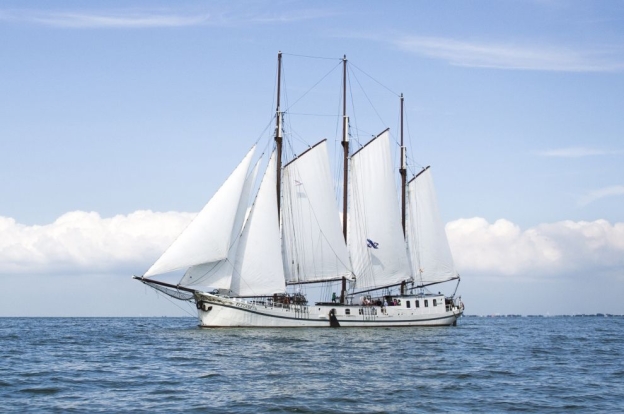 Frisian Sailing Company Uw mooiste dag verdient een unieke locatie!